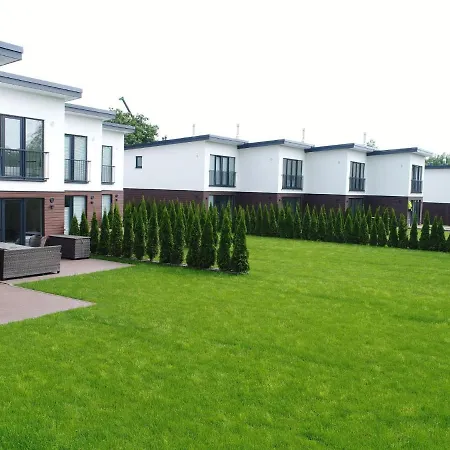 In Am Ostseestrand بيت للعطل دامب