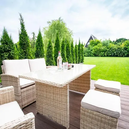 In Am Ostseestrand بيت للعطل دامب